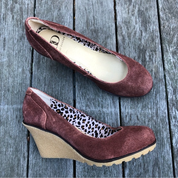 New NWT Kelsi Dagger Brown Suede Rubber Slip On Wedges 7M - Picture 11 of 13